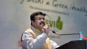 Union Petroleum Minister Dharmendra Pradhan speaks during an event to announce and introduce BS VI fuels in Delhi NCT in New Delhi on Monday.(PTI Photo) Union Petroleum Minister Dharmendra Pradhan speaks during an event to announce and introduce BS VI fuels in Delhi NCT in New Delhi on Monday.(PTI Photo)