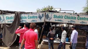 Illegal meat shops directed to close their services before Wednesday, or face demolition.(HT Photo) Illegal meat shops directed to close their services before Wednesday, or face demolition.(HT Photo)