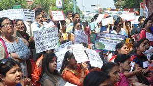 The tussle over NCERT books came after a fiasco over raising of tuition fees of MBBS students studying in private medical colleges in the state.(HT Photo) The tussle over NCERT books came after a fiasco over raising of tuition fees of MBBS students studying in private medical colleges in the state.(HT Photo)