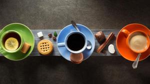 Diwekar points out that it is best to avoid having tea or coffee right after waking up.(Shutterstock) Diwekar points out that it is best to avoid having tea or coffee right after waking up.(Shutterstock)