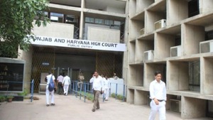 A division bench of the Punjab and Haryana high court has posted the matter for April 25.(HT File) A division bench of the Punjab and Haryana high court has posted the matter for April 25.(HT File)