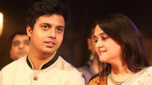 Actor-director Mrinal Kulkarni and son Virajas Kulkarni Actor-director Mrinal Kulkarni and son Virajas Kulkarni