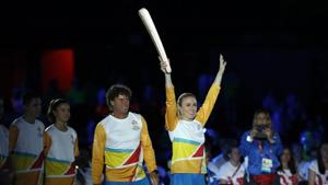 Australia’s world champion 100 metres hurdler Sally Pearson carries the baton during the opening ceremony of the 2018 Commonwealth Games in Gold Coast.(REUTERS) Australia’s world champion 100 metres hurdler Sally Pearson carries the baton during the opening ceremony of the 2018 Commonwealth Games in Gold Coast.(REUTERS)