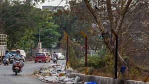 There is no system of garbage collection and most of the villagers in Shivne dump garbage at road corners.(SANKET WANKHADE/HT PHOTO) There is no system of garbage collection and most of the villagers in Shivne dump garbage at road corners.(SANKET WANKHADE/HT PHOTO)