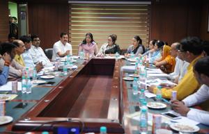 Of the total 35 MCG councillors, 26 councillors were present in the budget meeting which was brought forward from April 9 to April 7(Parveen Kumar/HT PHOTO) Of the total 35 MCG councillors, 26 councillors were present in the budget meeting which was brought forward from April 9 to April 7(Parveen Kumar/HT PHOTO)