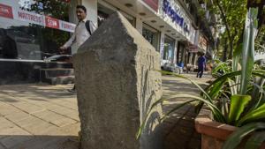 A milestones near Chitra Cinema, Dadar in Mumbai.(Kunal Patil/HT Photo) A milestones near Chitra Cinema, Dadar in Mumbai.(Kunal Patil/HT Photo)