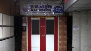 The MRI centre of Nair Hospital where Rajesh Maru, was sucked into the MRI machine.(HT FILE) The MRI centre of Nair Hospital where Rajesh Maru, was sucked into the MRI machine.(HT FILE)