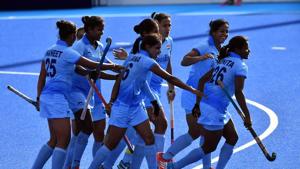 India defeated England 2-1 in a women’s hockey match at the 2018 Commonwealth Games in Gold Coast on Sunday.(AFP) India defeated England 2-1 in a women’s hockey match at the 2018 Commonwealth Games in Gold Coast on Sunday.(AFP)