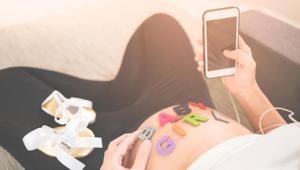 There are apps where you can chat with other mothers to discuss problems and ideas.(Shutterstock) There are apps where you can chat with other mothers to discuss problems and ideas.(Shutterstock)