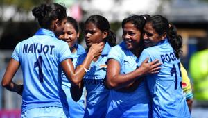 Get highlights of the women’s hockey match between India and South Africa, 2018 Commonwealth Games, here. The Indian women’s hockey team managed a 1-0 win and moved to the semi-finals.(AFP) Get highlights of the women’s hockey match between India and South Africa, 2018 Commonwealth Games, here. The Indian women’s hockey team managed a 1-0 win and moved to the semi-finals.(AFP)