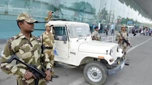 CISF personnel stand guard outside Sri Guru Ram Das Jee International Airport in Amritsar.(HT File Photo) CISF personnel stand guard outside Sri Guru Ram Das Jee International Airport in Amritsar.(HT File Photo)