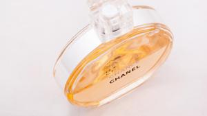 You may well have to shell out about <span class='webrupee'>₹</span>14,000 for 201-ml bottle.(Shutterstock) You may well have to shell out about <span class='webrupee'>₹</span>14,000 for 201-ml bottle.(Shutterstock)