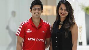 Dipika Pallikal and Saurav Ghosal lost 8-10, 10-11 in the final of mixed doubles squash at the 2018 Commonwealth Games(HT Photo) Dipika Pallikal and Saurav Ghosal lost 8-10, 10-11 in the final of mixed doubles squash at the 2018 Commonwealth Games(HT Photo)
