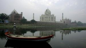 One in every three domestic travellers prefer to stay in 4-star or 5-star hotels during their travel and that international travellers are spending 10% more this year as compared to last year.(HT FILE) One in every three domestic travellers prefer to stay in 4-star or 5-star hotels during their travel and that international travellers are spending 10% more this year as compared to last year.(HT FILE)