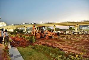 The Haryana Urban Development Authority (Huda) has started the process of transfer of the land in question to the NHAI.(Sanjeev Verma/HT PHOTO) The Haryana Urban Development Authority (Huda) has started the process of transfer of the land in question to the NHAI.(Sanjeev Verma/HT PHOTO)