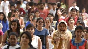 NEET admit card 2018: CBSE has released the admit card for National Eligibility cum Entrance Test, NEET 2018. The examination is on May 6.(Raj K Raj/HT file)