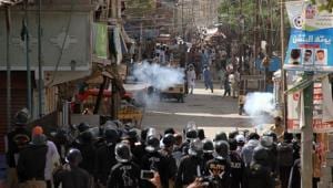 Pakistani policemen fire teargas shells towards protesters during a demonstration against the rape and murder of a six-year-old girl, in Karachi on April 17, 2018.(AFP File Photo) Pakistani policemen fire teargas shells towards protesters during a demonstration against the rape and murder of a six-year-old girl, in Karachi on April 17, 2018.(AFP File Photo)