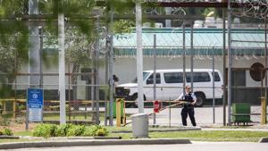 The Lee Correctional Institution, in Bishopville, South Carolina, remains on lockdown on Monday after an overnight riot killed seven while also injuring 17 other inmates.(AFP Photo) The Lee Correctional Institution, in Bishopville, South Carolina, remains on lockdown on Monday after an overnight riot killed seven while also injuring 17 other inmates.(AFP Photo)