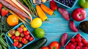 Ayurveda can help you if you are hitting menopause. Your diet plays a big role in making it easy for you.(Shutterstock) Ayurveda can help you if you are hitting menopause. Your diet plays a big role in making it easy for you.(Shutterstock)