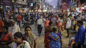 The International Monetary Fund kept its forecast of India’s growth unchanged at 7.4% in 2018 and 7.8% in 2019. India displaced France to take the sixth spot, though the European nation is expected to close the gap with a narrow margin.(Bloomberg) The International Monetary Fund kept its forecast of India’s growth unchanged at 7.4% in 2018 and 7.8% in 2019. India displaced France to take the sixth spot, though the European nation is expected to close the gap with a narrow margin.(Bloomberg)