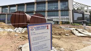 Construction of the petrol pump at the new site in Sector 42 has been stopped.(Sanjeev Verma/HT PHOTO) Construction of the petrol pump at the new site in Sector 42 has been stopped.(Sanjeev Verma/HT PHOTO)