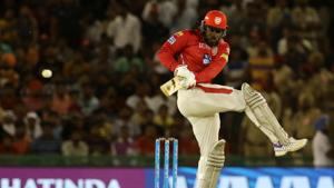 Get highlights of Kings XI Punjab vs Sunrisers Hyderabad, IPL 2018, here. Kings XI Punjab (KXIP) beat Sunrisers Hyderabad (SRH) by 15 runs thanks in no small part to Chris Gayle’s century in the 1st innings.(IPL/ SPORTZPICS) Get highlights of Kings XI Punjab vs Sunrisers Hyderabad, IPL 2018, here. Kings XI Punjab (KXIP) beat Sunrisers Hyderabad (SRH) by 15 runs thanks in no small part to Chris Gayle’s century in the 1st innings.(IPL/ SPORTZPICS)