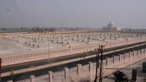 The parking area of Kanshi Ram Memorial (Eco Garden) on old Jail Road will be the new dharna sthal.(HT Photo) The parking area of Kanshi Ram Memorial (Eco Garden) on old Jail Road will be the new dharna sthal.(HT Photo)