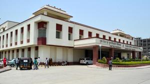 The squeaking and chattering of the rodents are also a cause of irritation to the Institute of Medical Sciences-Banaras Hindu University doctors.(HT) The squeaking and chattering of the rodents are also a cause of irritation to the Institute of Medical Sciences-Banaras Hindu University doctors.(HT)
