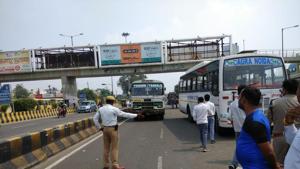 Officials said that there are 112 points identified in the city that require traffic police deployment(HT Photo) Officials said that there are 112 points identified in the city that require traffic police deployment(HT Photo)