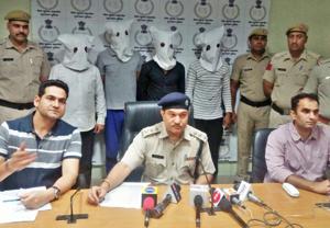 The accused were staying in Bapunagar area of Faridabad and used to work as daily wage labourers at different places, the police said.(HT PHOTO) The accused were staying in Bapunagar area of Faridabad and used to work as daily wage labourers at different places, the police said.(HT PHOTO)