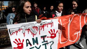 Students from Fiorello H. Laguardia High School march out of their school in support of a National School Walkout in the Manhattan borough of New York City, US, April 20, 2018.(REUTERS) Students from Fiorello H. Laguardia High School march out of their school in support of a National School Walkout in the Manhattan borough of New York City, US, April 20, 2018.(REUTERS)