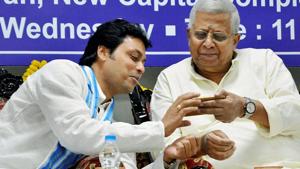 Tripura governor Tathagata Roy and chief minister Biplab Kumar Deb at the inauguration of the new Raj Bhawan building in Agartala on Wednesday. Governor Roy had said it was impossible to think of something such as a cellphone in the 1960’s.(PTI) Tripura governor Tathagata Roy and chief minister Biplab Kumar Deb at the inauguration of the new Raj Bhawan building in Agartala on Wednesday. Governor Roy had said it was impossible to think of something such as a cellphone in the 1960’s.(PTI)