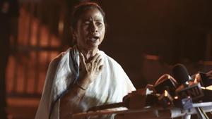 West Bengal chief minister Mamata Banerjee also urged broadcasters and MSOs to share a part of their profit with the cable operators.(HT FILE PHOTO) West Bengal chief minister Mamata Banerjee also urged broadcasters and MSOs to share a part of their profit with the cable operators.(HT FILE PHOTO)