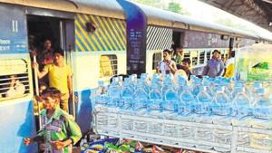 The railways plan to ban plastic bottles, food packets and cups.(HT FILE) The railways plan to ban plastic bottles, food packets and cups.(HT FILE)