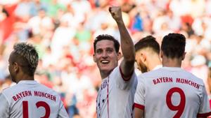 Sebastian Rudy (C) scored the third goal for Bayern Munich against Hanover 96 in Bundesliga.(AFP) Sebastian Rudy (C) scored the third goal for Bayern Munich against Hanover 96 in Bundesliga.(AFP)