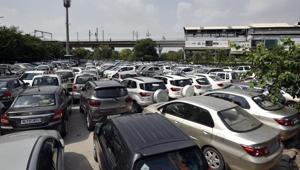 Parking area outside the Nehru Place Metro Station in New Delhi, India.(HT File Photo) Parking area outside the Nehru Place Metro Station in New Delhi, India.(HT File Photo)