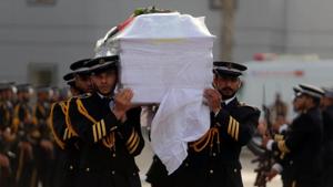 Members of Palestinian Hamas security forces carry a coffin containing the body of Palestinian engineering lecturer Fadi al-Batsh, who was shot dead in Malaysia, in the southern Gaza Strip April 26, 2018.(REUTERS) Members of Palestinian Hamas security forces carry a coffin containing the body of Palestinian engineering lecturer Fadi al-Batsh, who was shot dead in Malaysia, in the southern Gaza Strip April 26, 2018.(REUTERS)