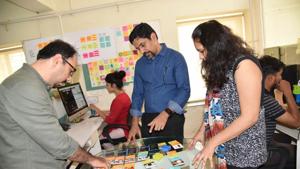 People understand you better when you are an expert in one area and not many, says Manoj Kothari(second from left), founder, Turian labs.(HT PHOTO) People understand you better when you are an expert in one area and not many, says Manoj Kothari(second from left), founder, Turian labs.(HT PHOTO)