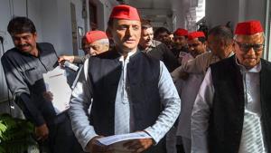 Samajwadi Party chief Akhilesh Yadav will be touring Karnataka to champion his party’s cause in those constituencies where SP candidate is in the fray. SP has fielded over two dozen candidates in the state.(PTI) Samajwadi Party chief Akhilesh Yadav will be touring Karnataka to champion his party’s cause in those constituencies where SP candidate is in the fray. SP has fielded over two dozen candidates in the state.(PTI)