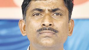 Karnataka BJP in-charge Muralidhar Rao said Congress’ leadership is divided.(Arijit Sen/HT Photo) Karnataka BJP in-charge Muralidhar Rao said Congress’ leadership is divided.(Arijit Sen/HT Photo)
