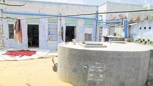 The rooftop rainwater harvesting model has been devised by state planning commission advisor HP Uniyal, who was formerly the chief general manager of Uttarakhand Jal Sansthan.(HT FILE (REPRESENTATIVE PIC)) The rooftop rainwater harvesting model has been devised by state planning commission advisor HP Uniyal, who was formerly the chief general manager of Uttarakhand Jal Sansthan.(HT FILE (REPRESENTATIVE PIC))