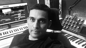Keerthy Suresh-starrer Mahanati’s music is composed by Mickey J Meyer.(Twitter/Mickey J Meyer) Keerthy Suresh-starrer Mahanati’s music is composed by Mickey J Meyer.(Twitter/Mickey J Meyer)