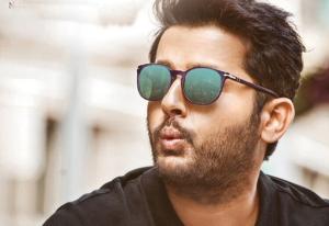 Srinivasa Kalyanam stars Nithiin and Raashi Khanna in the lead roles. Srinivasa Kalyanam stars Nithiin and Raashi Khanna in the lead roles.
