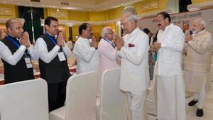 President Ram Nath Kovind, vice president M Venkaiah Naidu and Prime Minister Narendra Modi arrive for the first meeting of the national committee set up for commemoration of 150th birth anniversary of Mahatma Gandhi at Rashtrapati Bhavan in New Delhi on Wednesday.(PTI Photo) President Ram Nath Kovind, vice president M Venkaiah Naidu and Prime Minister Narendra Modi arrive for the first meeting of the national committee set up for commemoration of 150th birth anniversary of Mahatma Gandhi at Rashtrapati Bhavan in New Delhi on Wednesday.(PTI Photo)