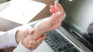 Carpal Tunnel Syndrome is a nerve condition that causes intense pain, numbness and tingling in your arms(Shutterstock) Carpal Tunnel Syndrome is a nerve condition that causes intense pain, numbness and tingling in your arms(Shutterstock)
