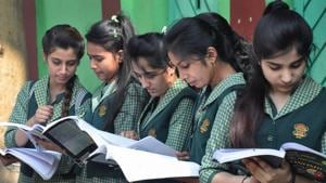 Students before appearing in the CBSE Class 12 re-examination outside an examination centre in Moradabad.(PTI FILE) Students before appearing in the CBSE Class 12 re-examination outside an examination centre in Moradabad.(PTI FILE)