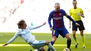 Andres Iniesta is set to play in his final Clasico on Sunday as his glittering Barcelona career nears its end.(Getty Images)
