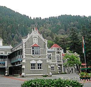 The high court fixed May 14 as the next date for hearing the case pertaining to the urban local body election.(HT File) The high court fixed May 14 as the next date for hearing the case pertaining to the urban local body election.(HT File)
