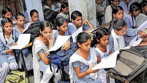 Among 3.36 lakh students that appeared in the board exams this year, as many as 27, 659 failed in the Punjabi paper. The pass percentage in Punjabi has declined to 91.77% this year as against 93.35% last year.(HT File/Representative image) Among 3.36 lakh students that appeared in the board exams this year, as many as 27, 659 failed in the Punjabi paper. The pass percentage in Punjabi has declined to 91.77% this year as against 93.35% last year.(HT File/Representative image)