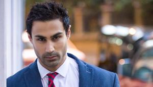 Model-actor Karan Oberoi shares dressing up tips to work in summer.(HT Photo) Model-actor Karan Oberoi shares dressing up tips to work in summer.(HT Photo)